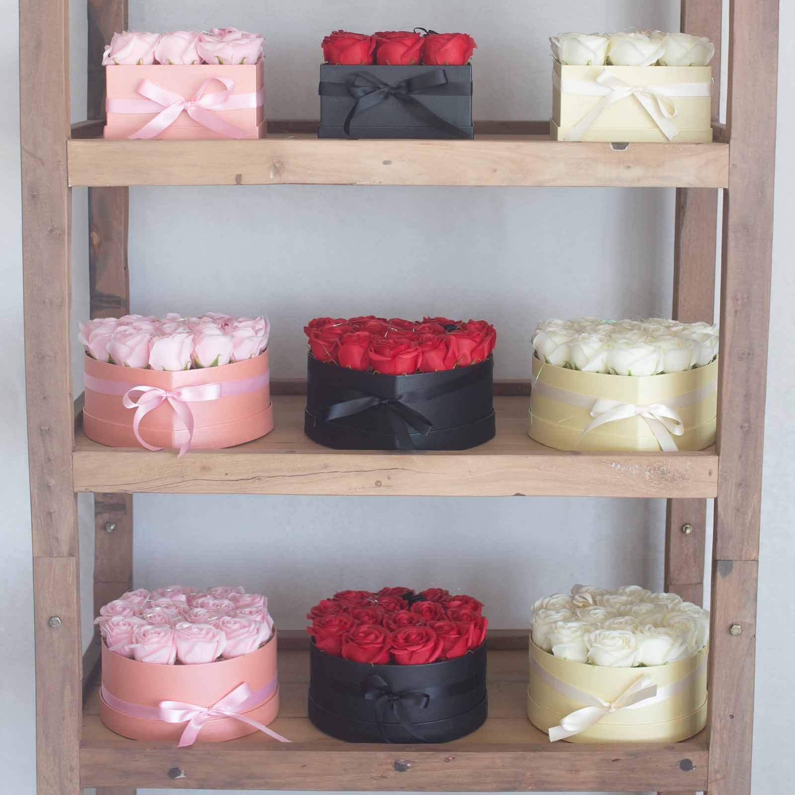 Caja de Regalo - Flor de Jabón 14 Rosas rojo - ronda – Image 7