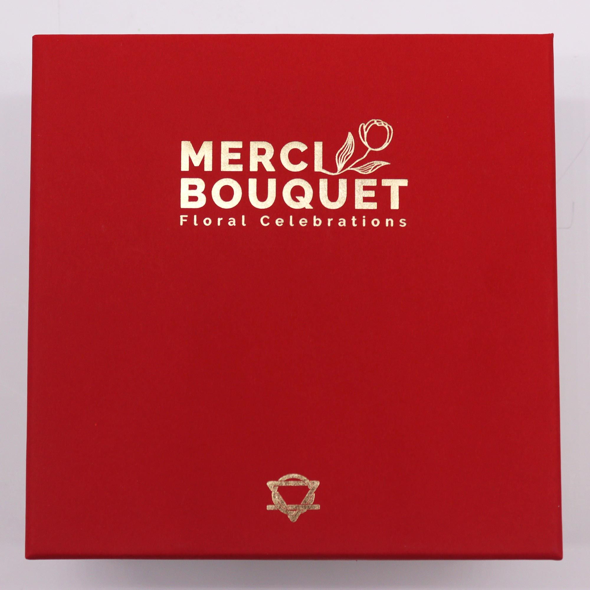 Caja Cuadrada - Rosas Rojas Clásicas – Image 3