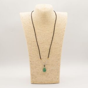 Collier Corde Pendentif Pierre Précieuse – Tortue de Jade